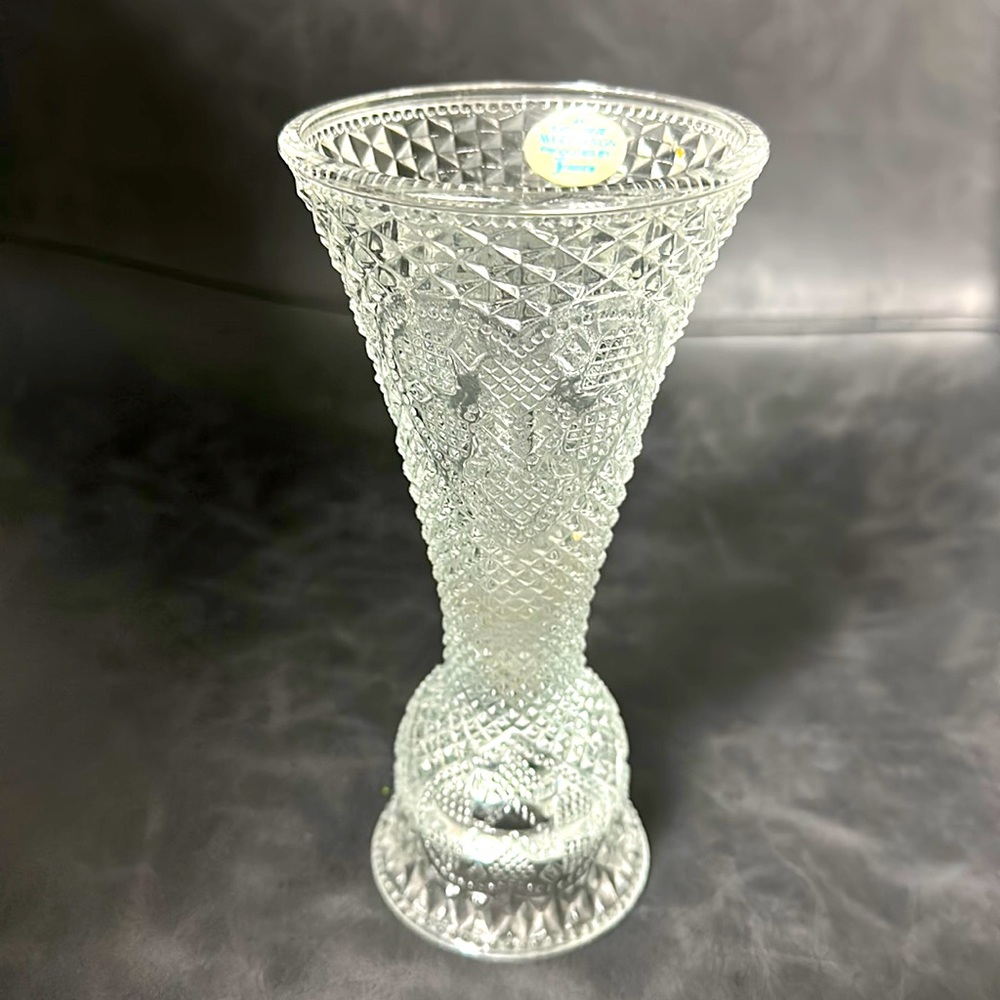 FOSTORIA hearts,glass vase,AVON Design,candleholder,Vintage sticker,Valentine❤️
